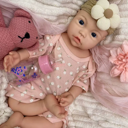 Bebé Reborn Silicona Nerea Niña 45cm / 2,6kg