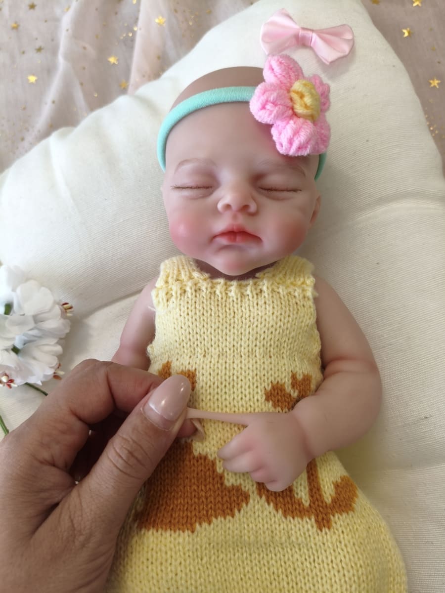 Bebé Reborn Alba - 30 cm de Silicona Blanda Realista