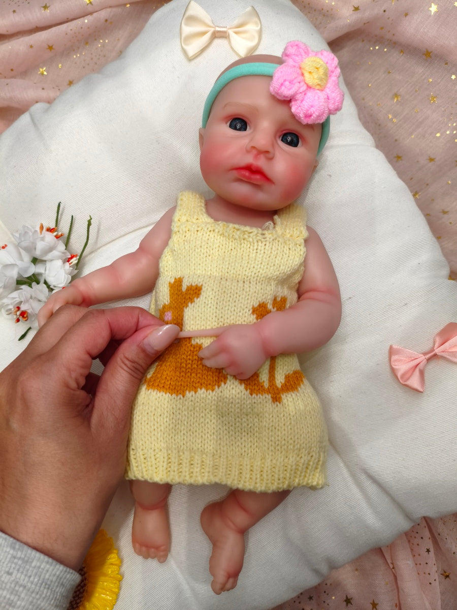 Bebé Reborn Cloe - 30 cm de Silicona Blanda Realista
