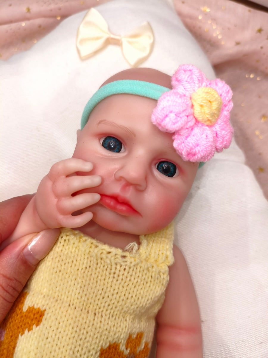 Bebé Reborn Cloe - 30 cm de Silicona Blanda Realista