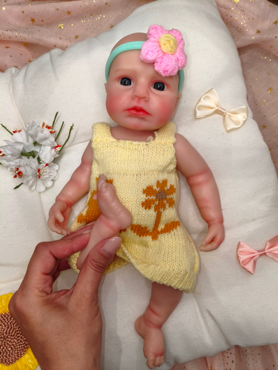 Bebé Reborn Cloe - 30 cm de Silicona Blanda Realista