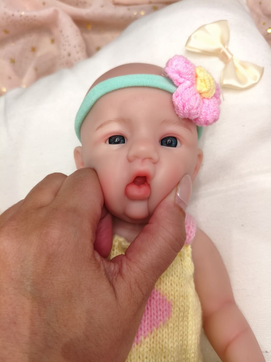 Bebé Reborn Luna - 30 cm de Silicona Blanda Realista
