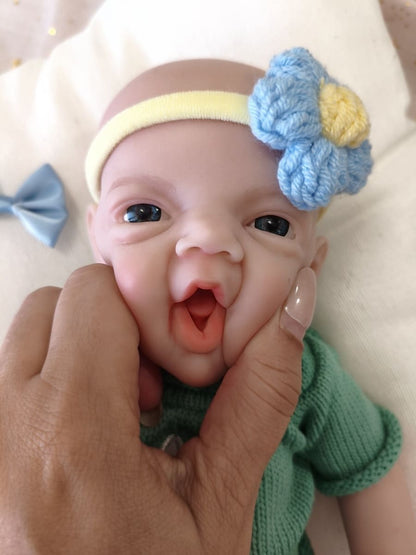 Bebé Reborn Alan - 30 cm de Silicona Blanda Realista