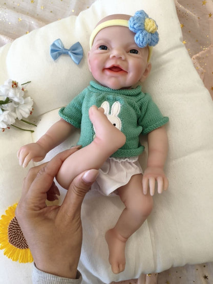 Bebé Reborn Alan - 30 cm de Silicona Blanda Realista
