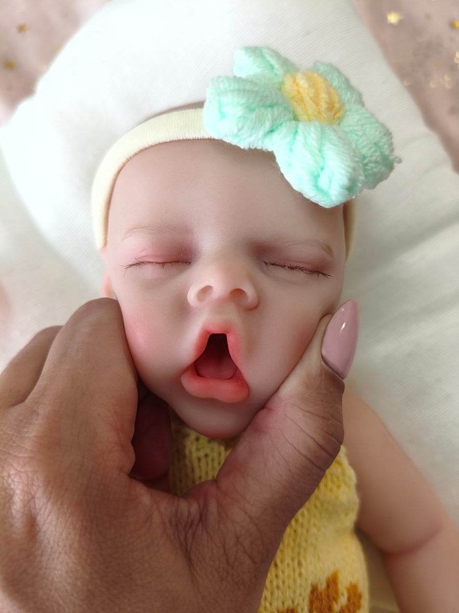 Bebé Reborn Elsa - 30 cm de Silicona Blanda Realista