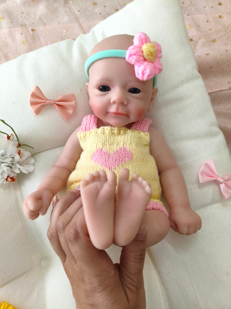 Bebé Reborn Zaira - 30 cm de Silicona Blanda Realista